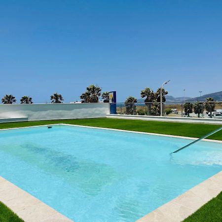 Precioso Apartamento Con Vistas Parciales, Garaje Y Piscina Tarifa Kültér fotó