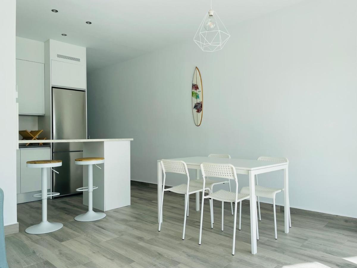 Precioso Apartamento Con Vistas Parciales, Garaje Y Piscina Tarifa Kültér fotó